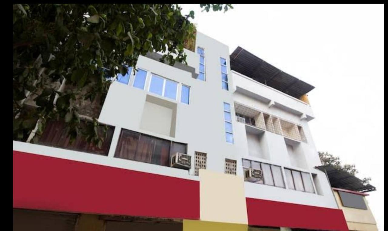 Hotel Swaraj Logde Panvel Exterior foto